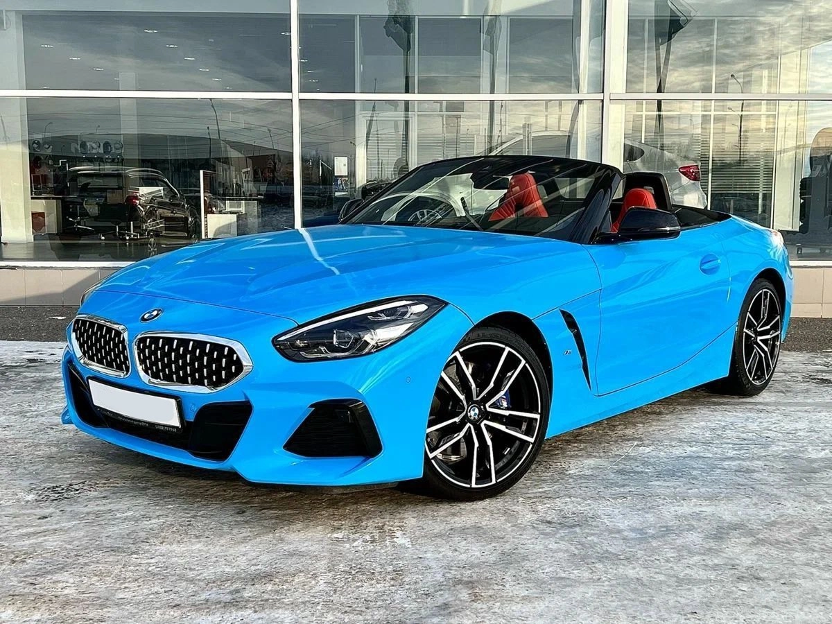 Аренда BMW Z4 30i M Sport Pro III (G29) 2021 голубой с водителем в Москве,  цена от 3000 р/ч