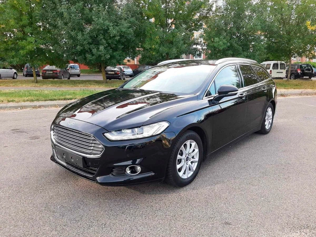 Аренда Ford Mondeo V 2019 черный с водителем в Москве, цена от 2000 р/ч