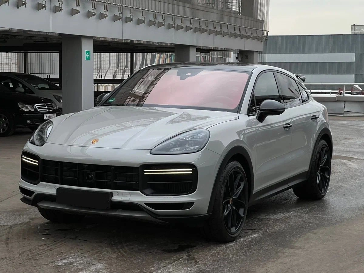 Аренда Porsche Cayenne Coupe III Turbo GT 2022 серый с водителем в Москве,  цена от 11000 р/ч