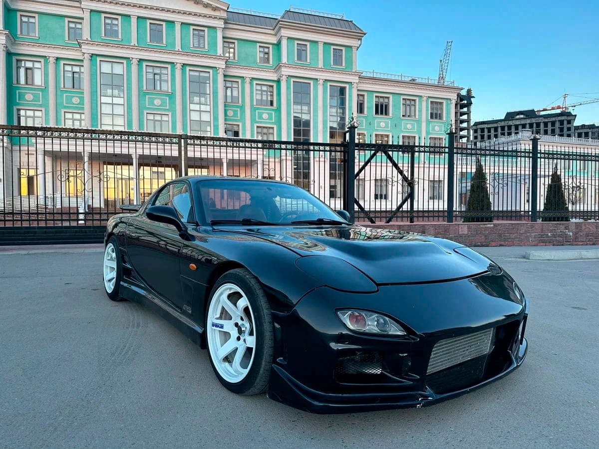 Аренда Mazda RX-7 III (FD) 1998 черный с водителем в Москве, цена от 2200  р/ч