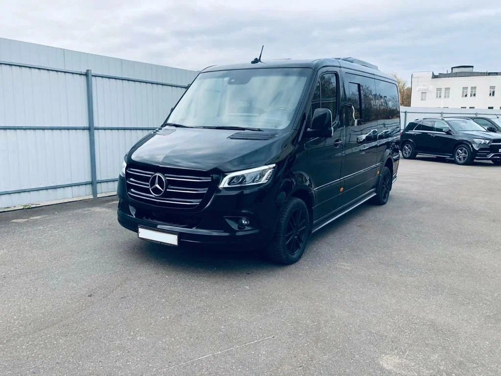 Аренда микроавтобусов Mercedes-Benz Sprinter Vip черный 2020 с водителем в  Москве, цена от 4000 р/ч