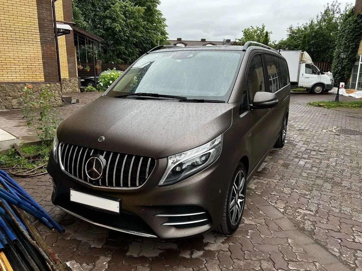 Аренда минивэнов Mercedes-Benz V-Класс 250 XL коричневый с водителем в  Москве, цена от 2500 р/ч