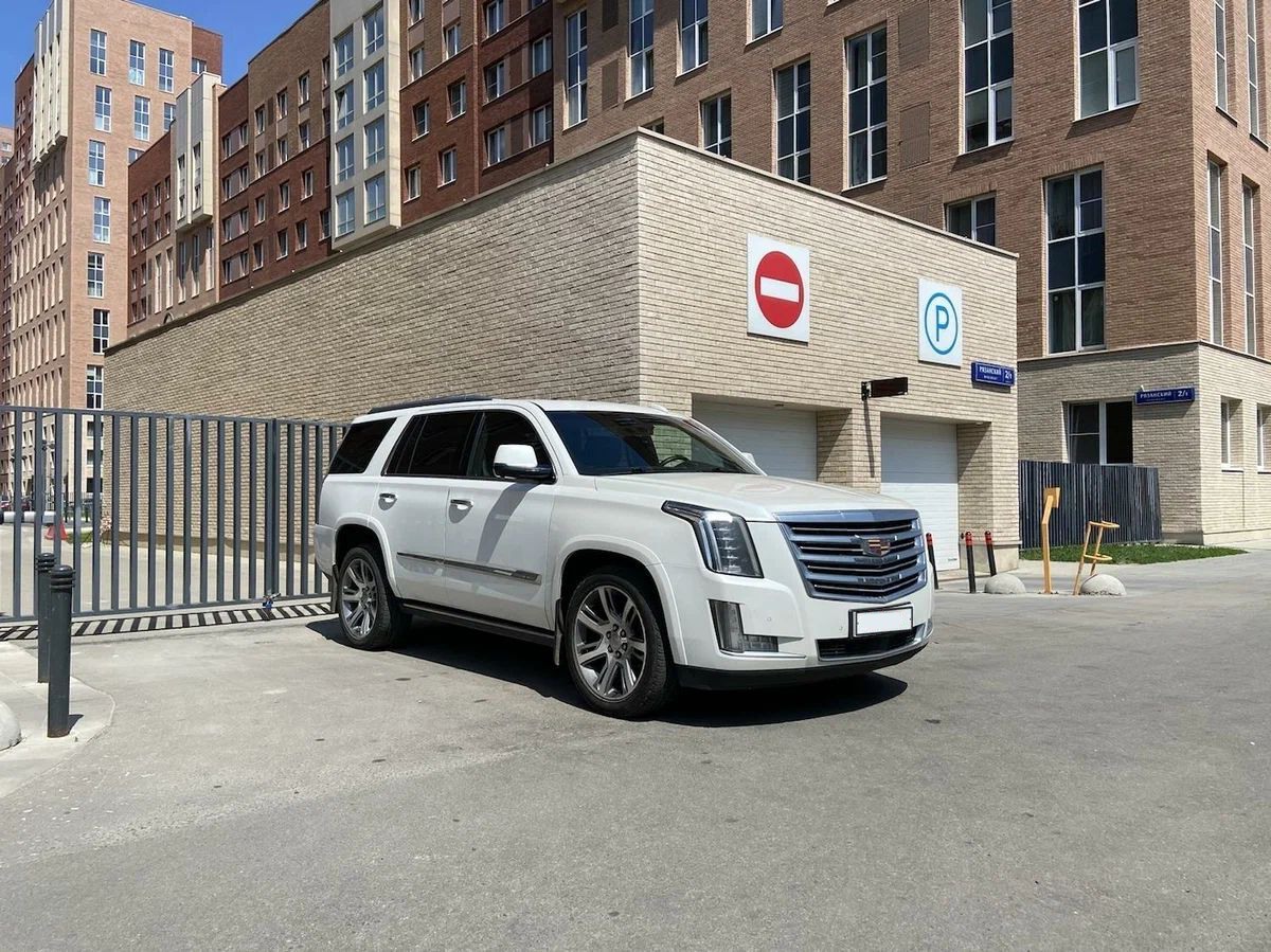 Платина 4. Cadillac Escalade 4 белый.