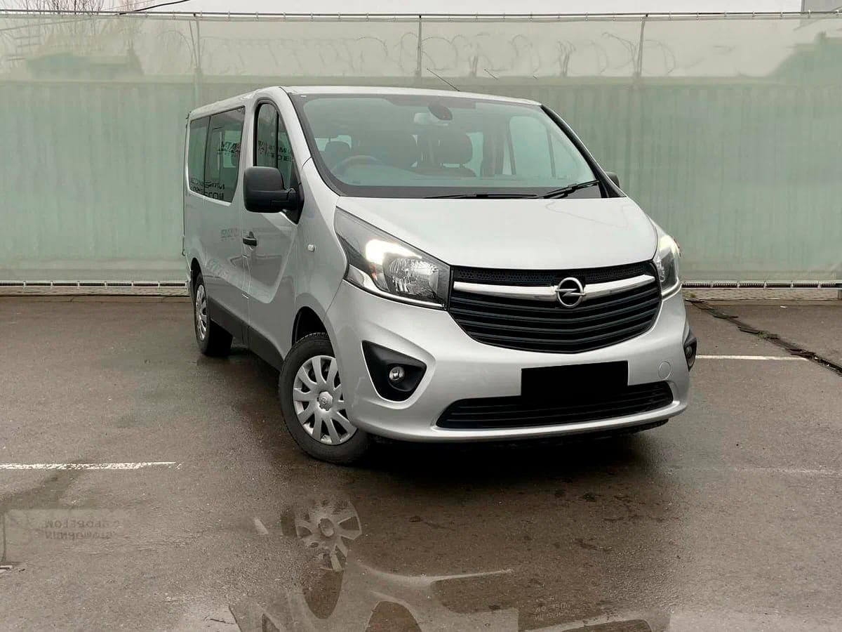 Аренда микроавтобуса Opel Vivaro 2020 серый 8 мест с водителем в Москве,  цена от 1800 р/ч