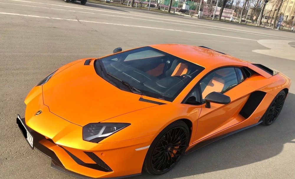 Aventador SV оранжевый