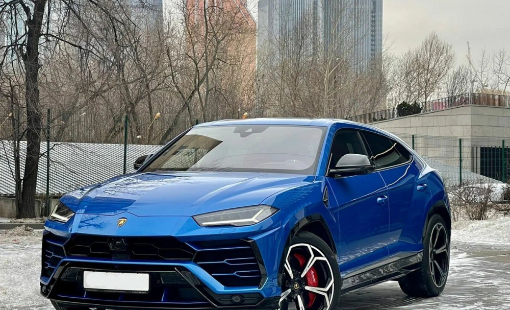 Jack c7 4 m03 333 urus. Ламборджини Урус. Голубой Урус. Диски для Urus Blue. Ламборгини Урус синий фото